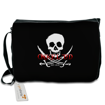 Motiv: Schultertasche - Pirat - bestimme auf Wunsch Details wie Produkt, Grösse, Farbe und Position selbst ! Motiv: Schultertasche - Pirat