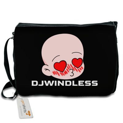 Motiv: Schultertasche - Herzen mit Schrift - bestimme auf Wunsch Details wie Produkt, Grösse, Farbe und Position selbst ! Motiv: Schultertasche - Herzen mit Schrift