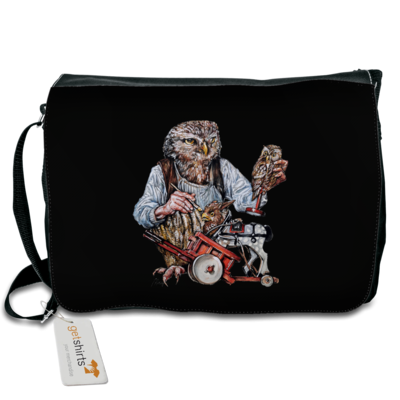 Motiv: Schultertasche - Eulenschnitzer - bestimme auf Wunsch Details wie Produkt, Grösse, Farbe und Position selbst ! Motiv: Schultertasche - Eulenschnitzer