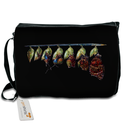 Motiv: Schultertasche - Metamorphose - bestimme auf Wunsch Details wie Produkt, Grösse, Farbe und Position selbst ! Motiv: Schultertasche - Metamorphose